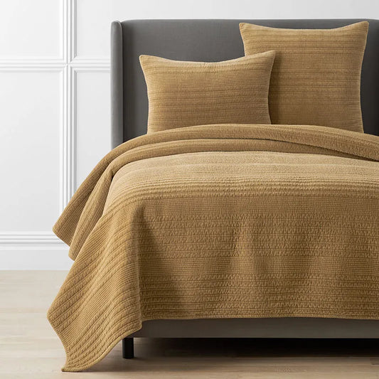 Line Stitch Quilt - Gold, Full/Queen