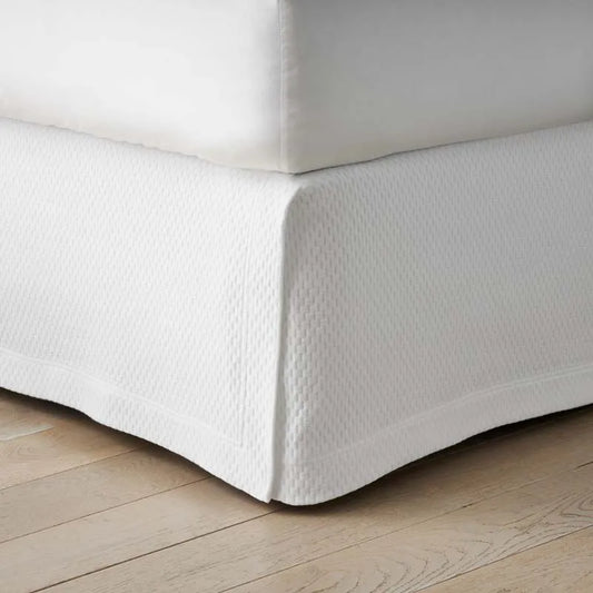 Matelassé 18 in. Bed Skirt - Textured Grid White, Twin